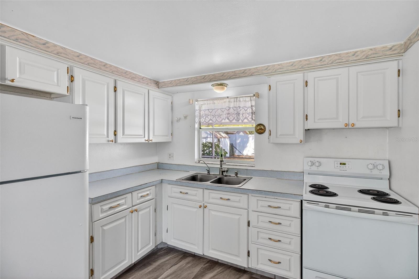 SKYVIEW TERRACE 2ND ADD PT REP - Residential