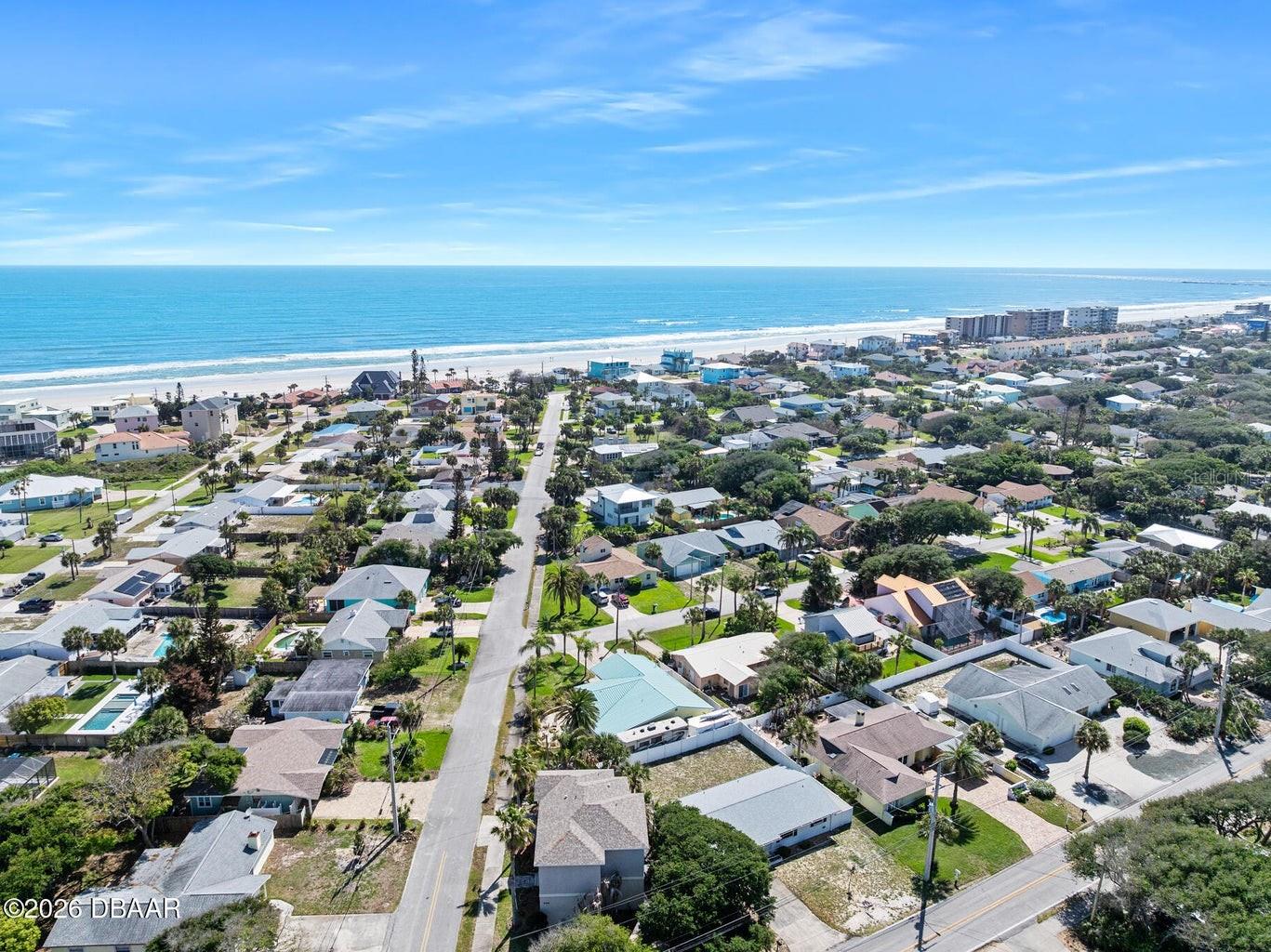 LIGHTHOUSE SHORES - Residential