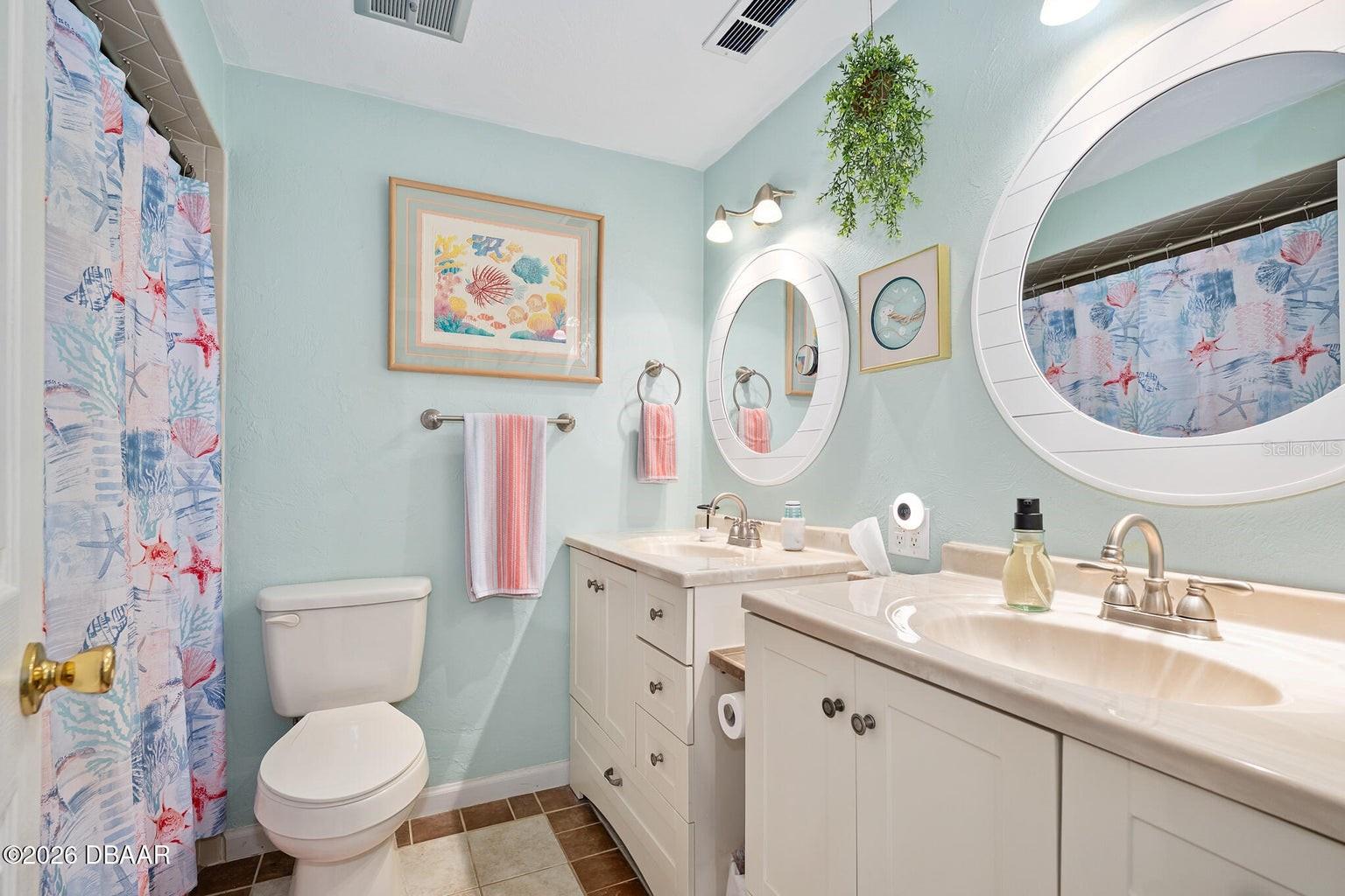 LIGHTHOUSE SHORES - Residential