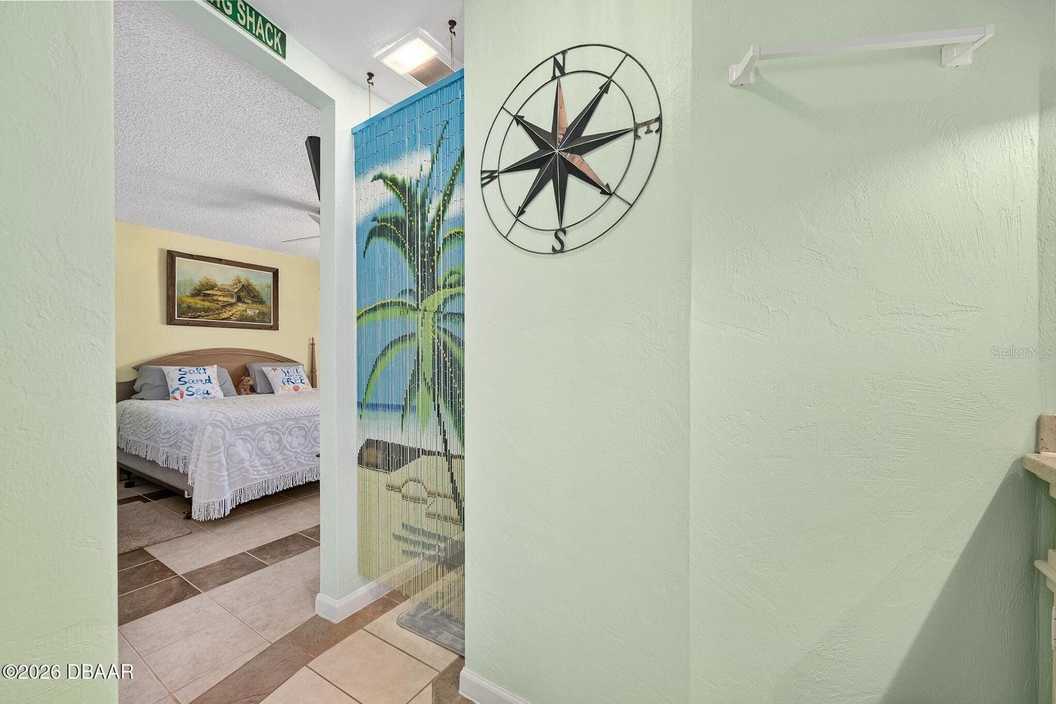 LIGHTHOUSE SHORES - Residential