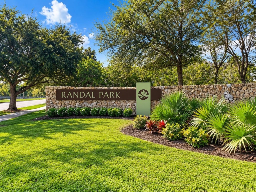 Photo of 10658 Bannan Street, Orlando, FL 32832 (MLS # S5158485)