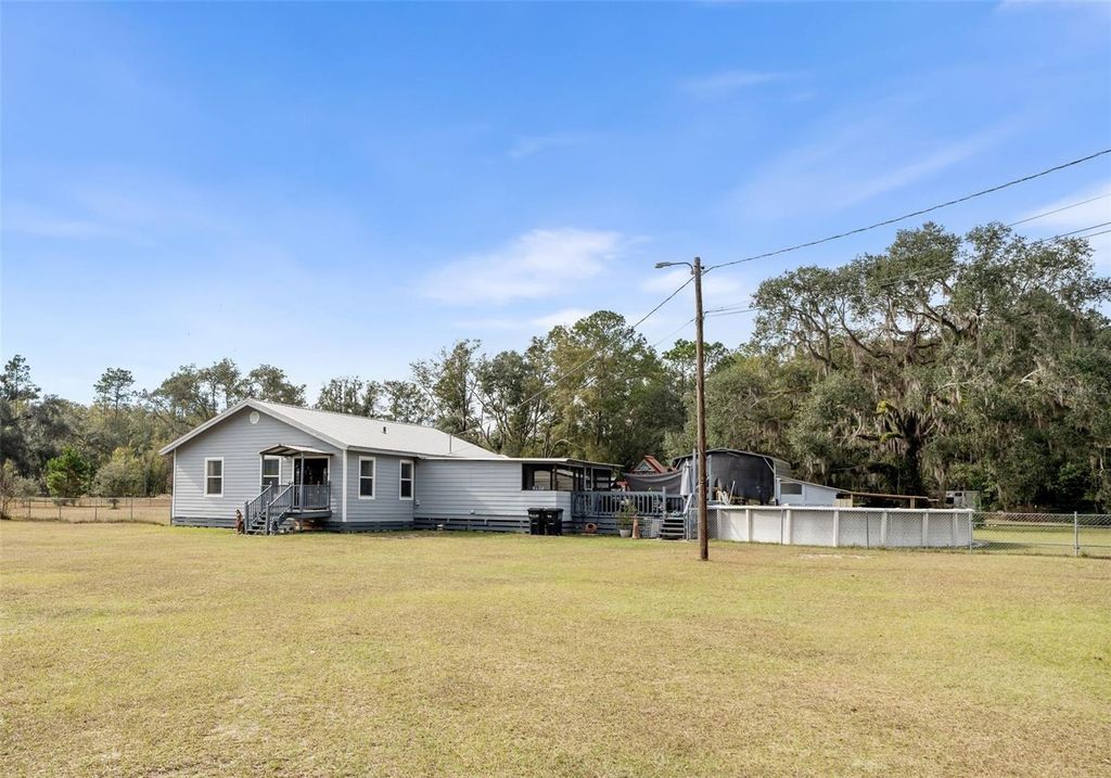 Photo of 164 NW Senior Court, Lake City, FL 32055 (MLS # GC535934)