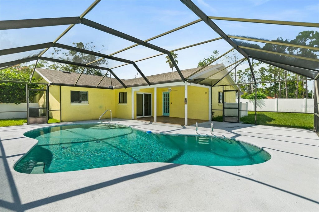 Photo of 38 Diamond Drive, Palm Coast, FL 32164 (MLS # FC321514)
