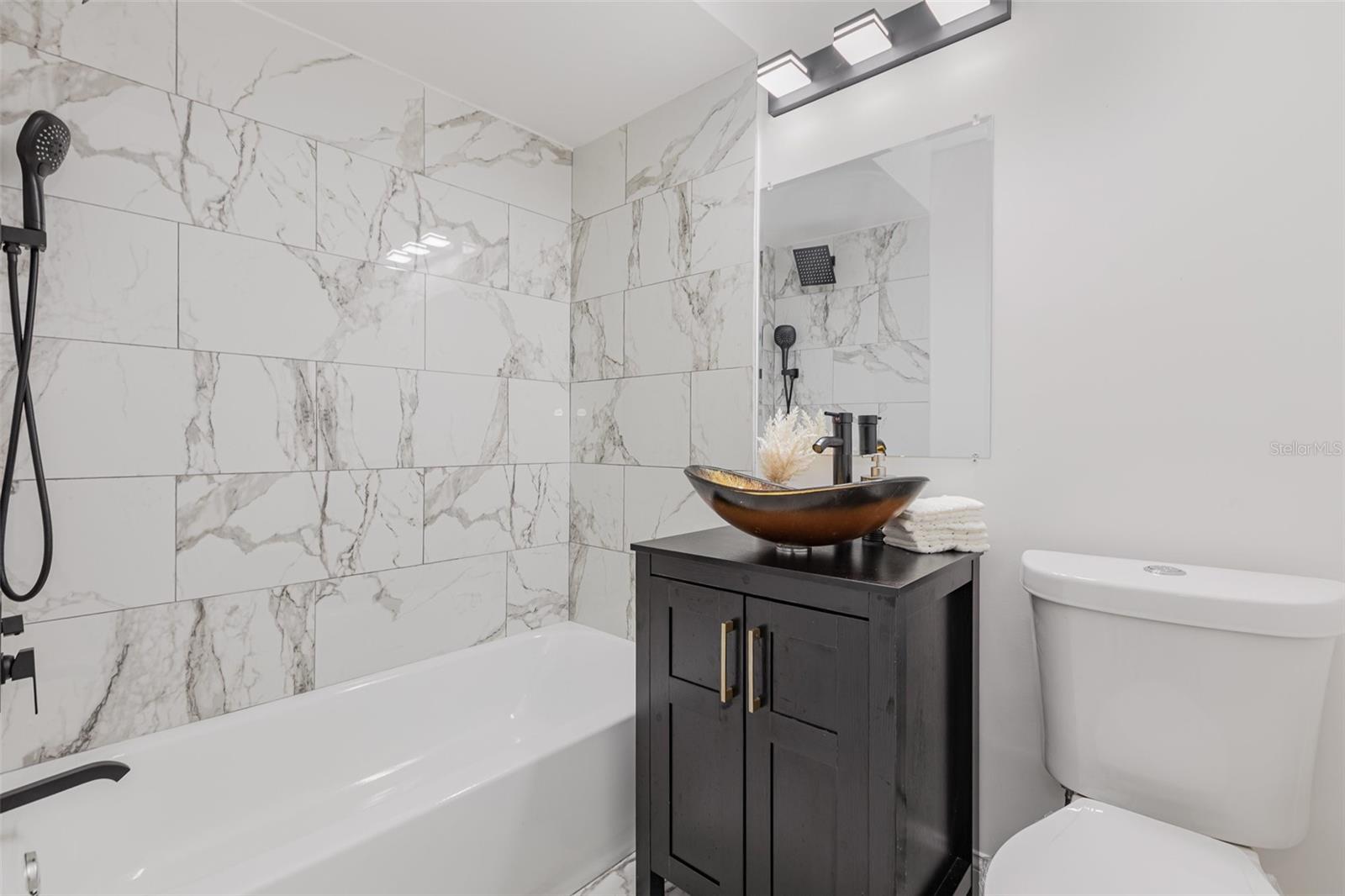 RIO VISTA - Residential