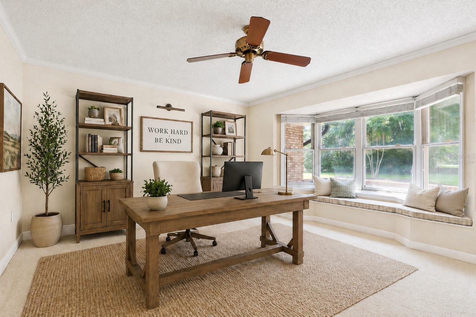 COUNTRY LAKES - Residential