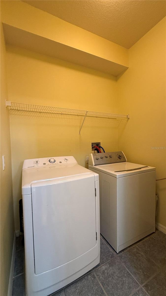 WINDWOOD BAY PH 01 - Residential Lease