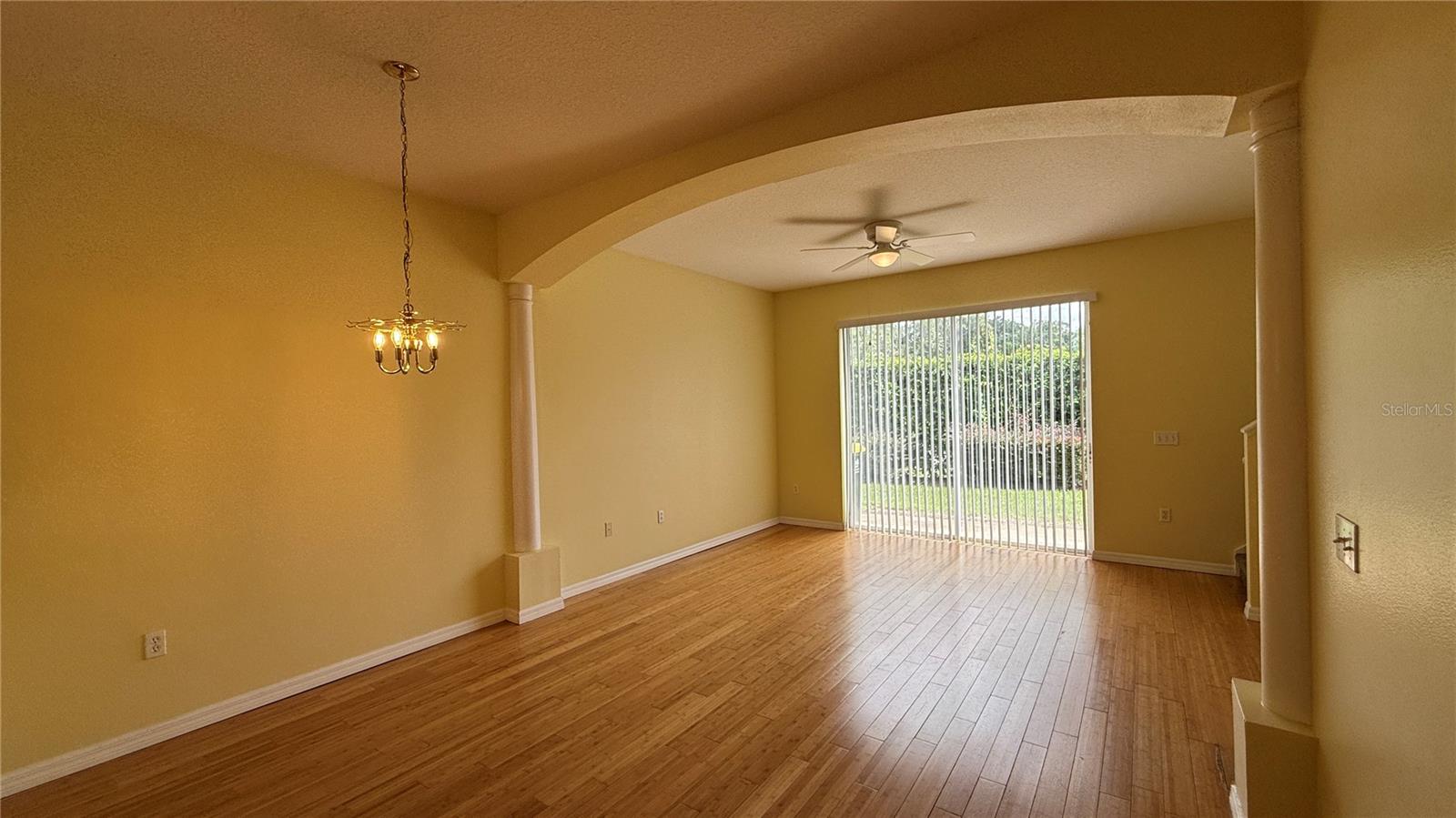 WINDWOOD BAY PH 01 - Residential Lease