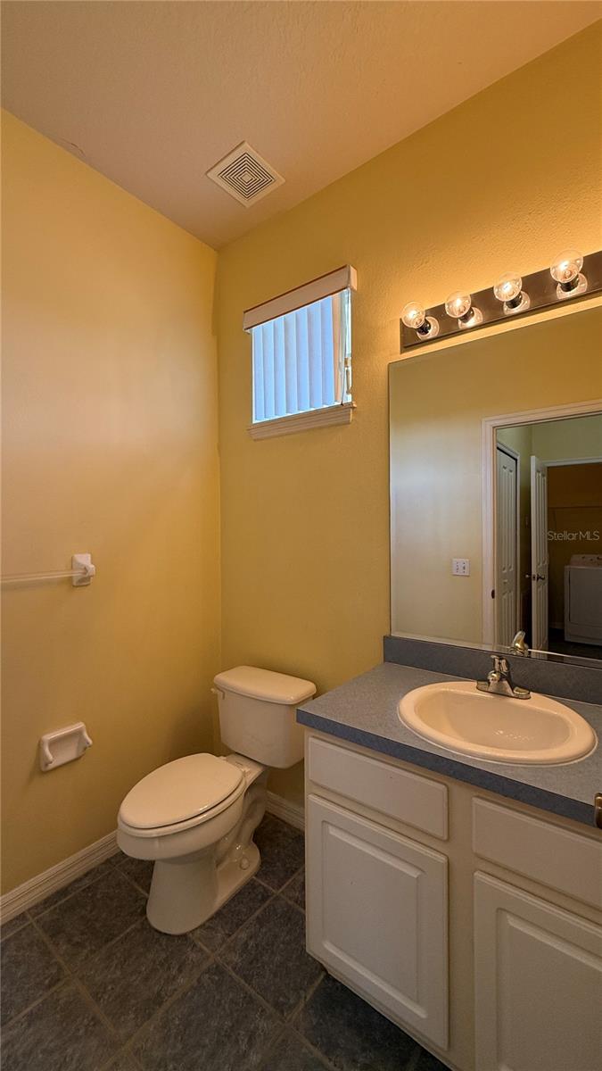 WINDWOOD BAY PH 01 - Residential Lease