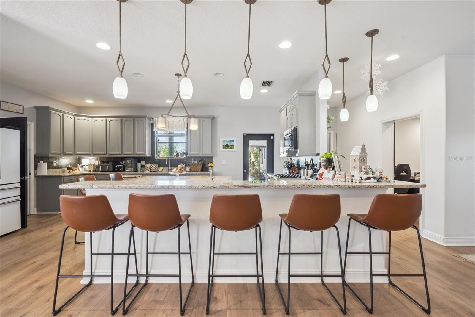 MONTVERDE WOODS - Residential