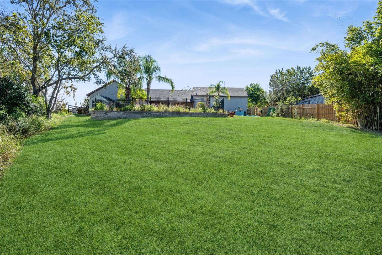 MONTVERDE WOODS - Residential