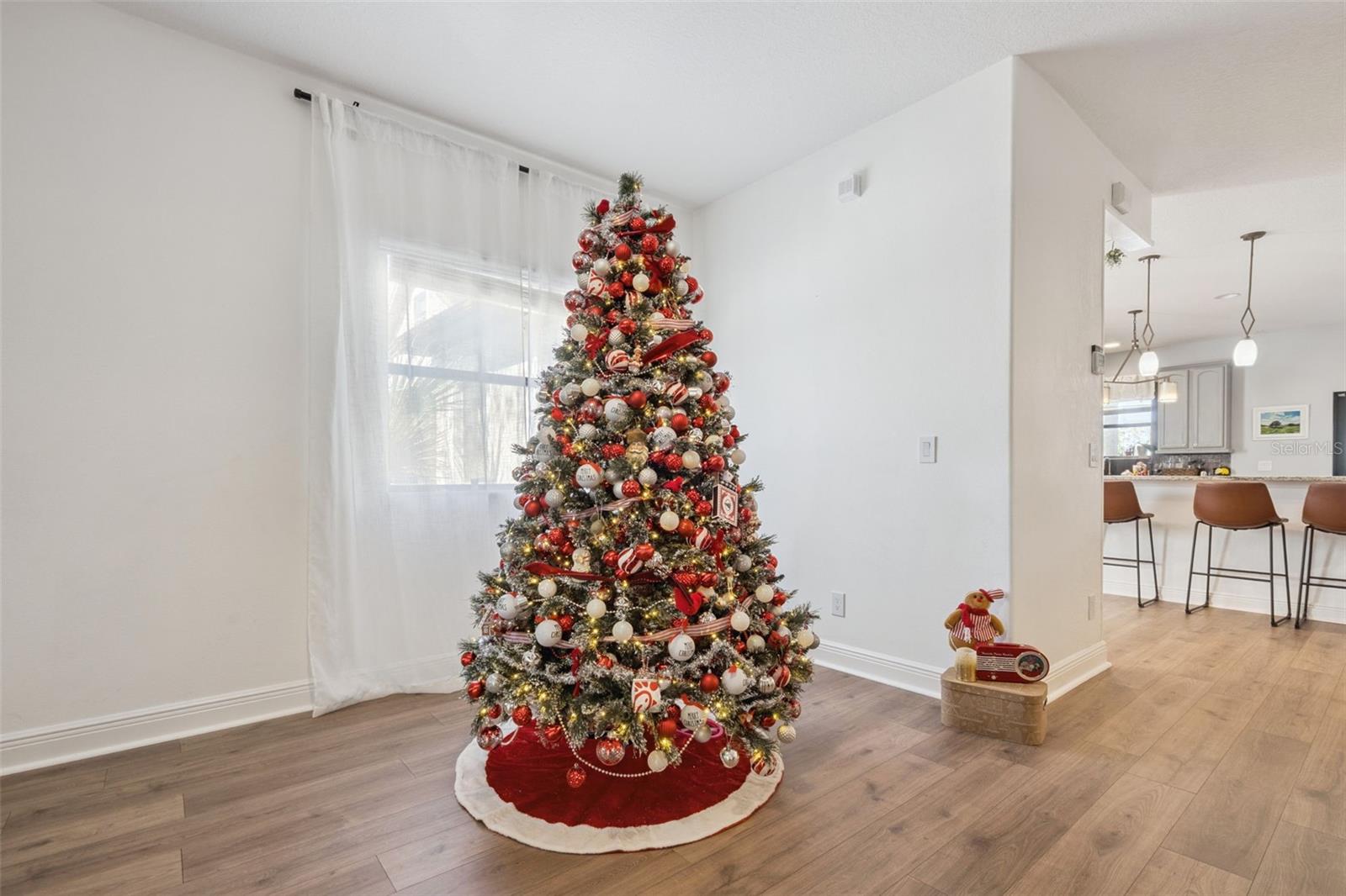 MONTVERDE WOODS - Residential