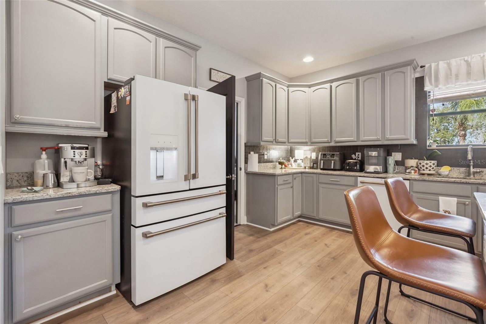 MONTVERDE WOODS - Residential