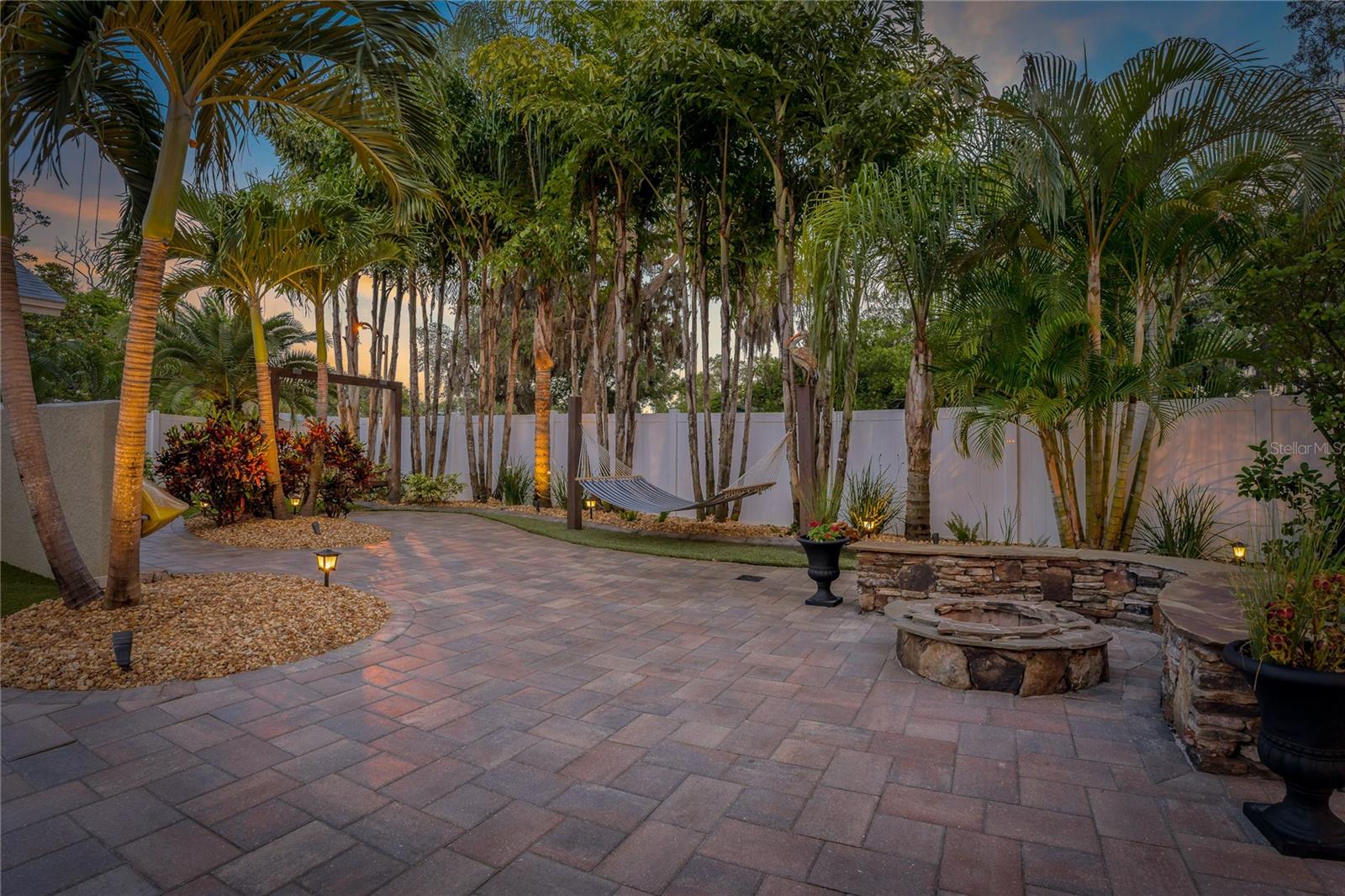 RUSTIC OAKS 1ST ADD - Residential