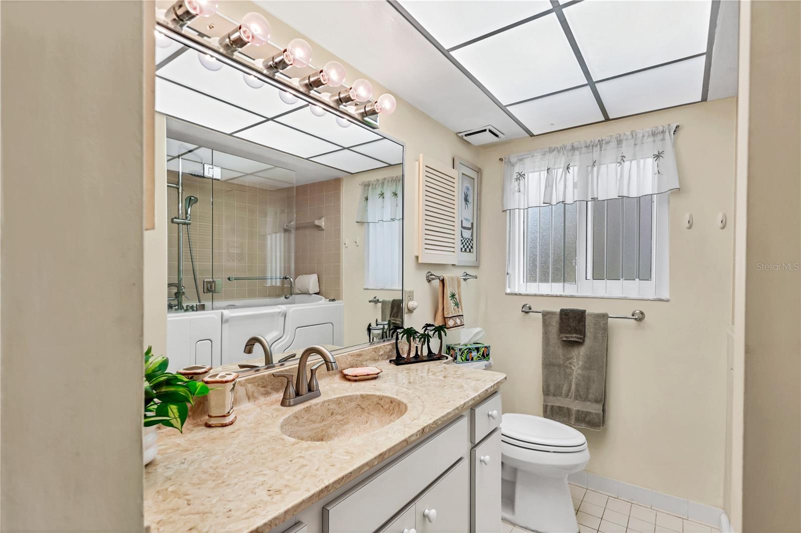 VALENCIA GARDEN III - Residential