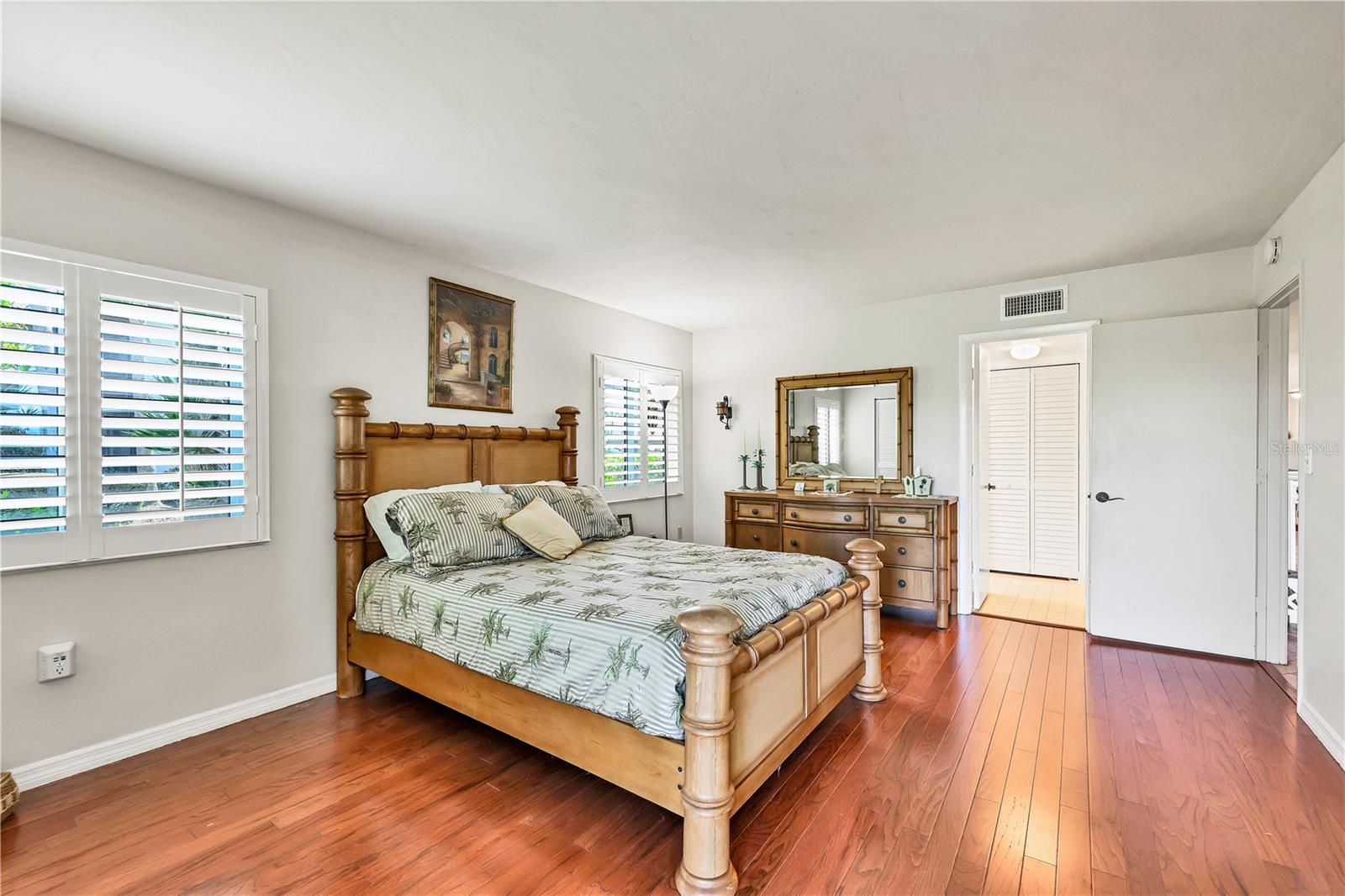 VALENCIA GARDEN III - Residential