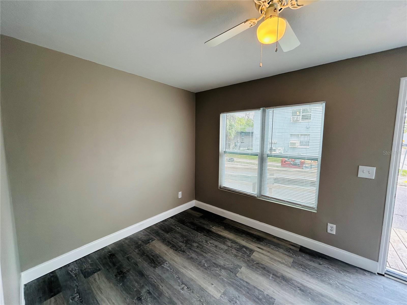 COLLEGE PARK - Residential