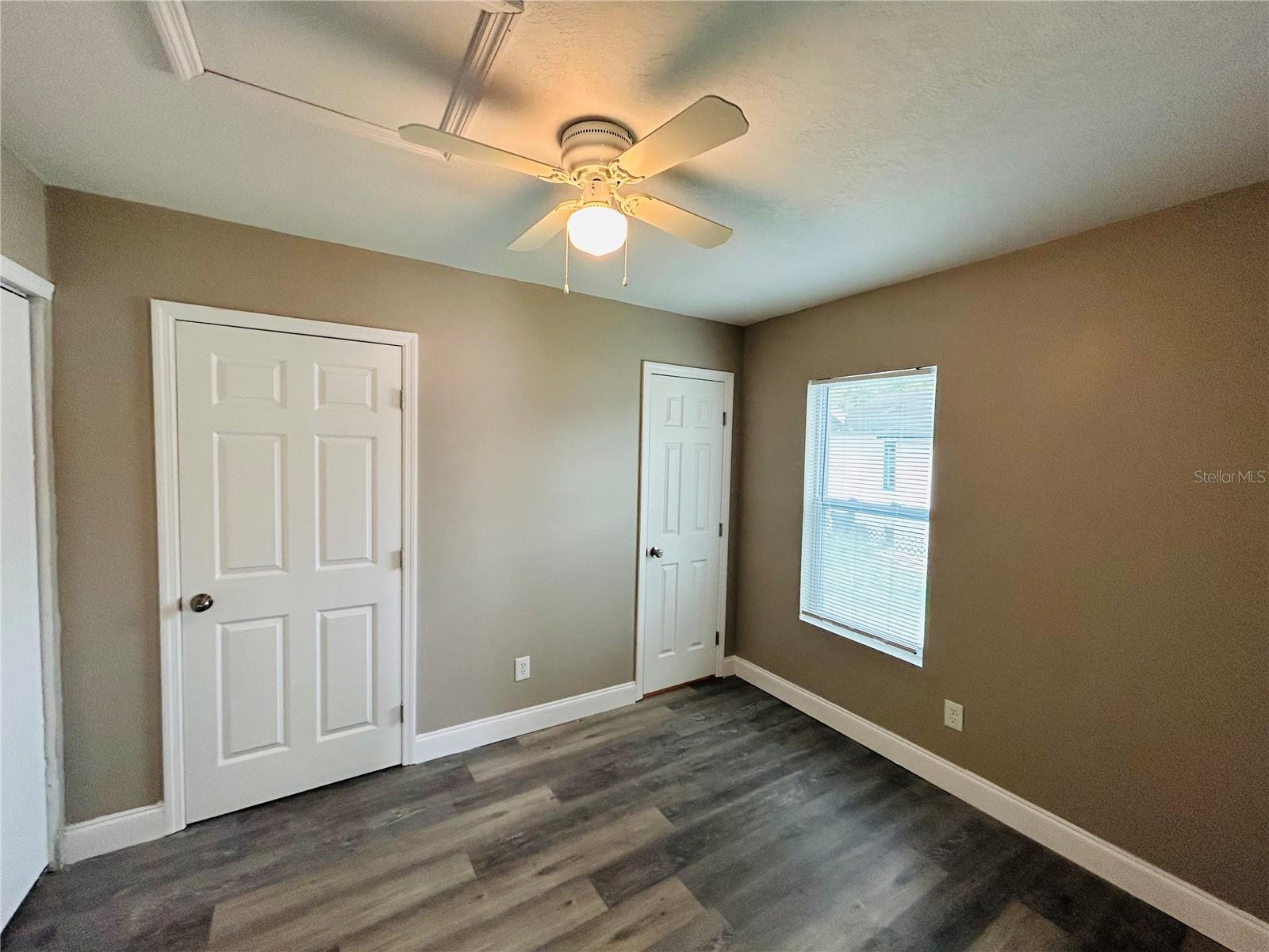 COLLEGE PARK - Residential