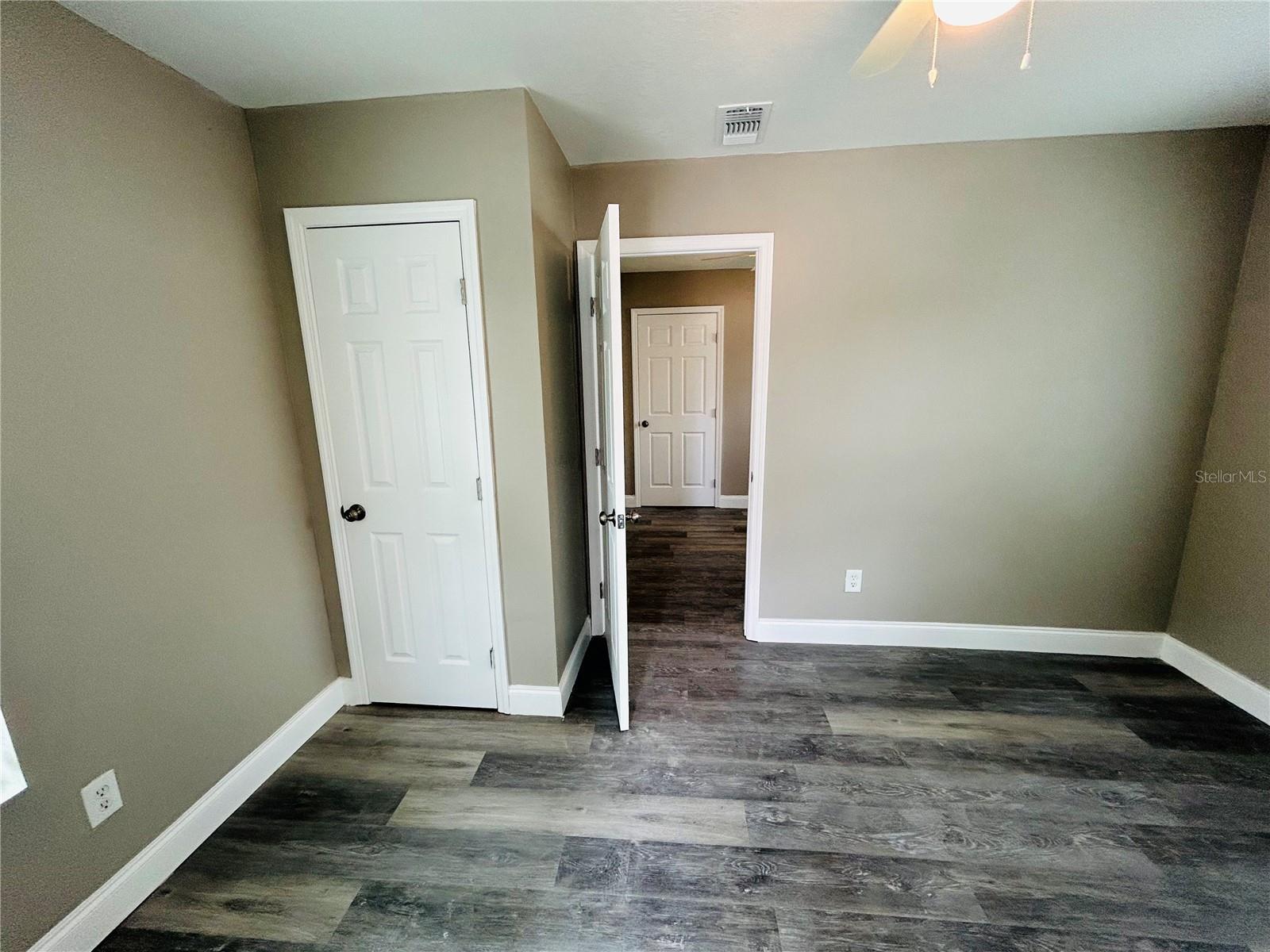 COLLEGE PARK - Residential