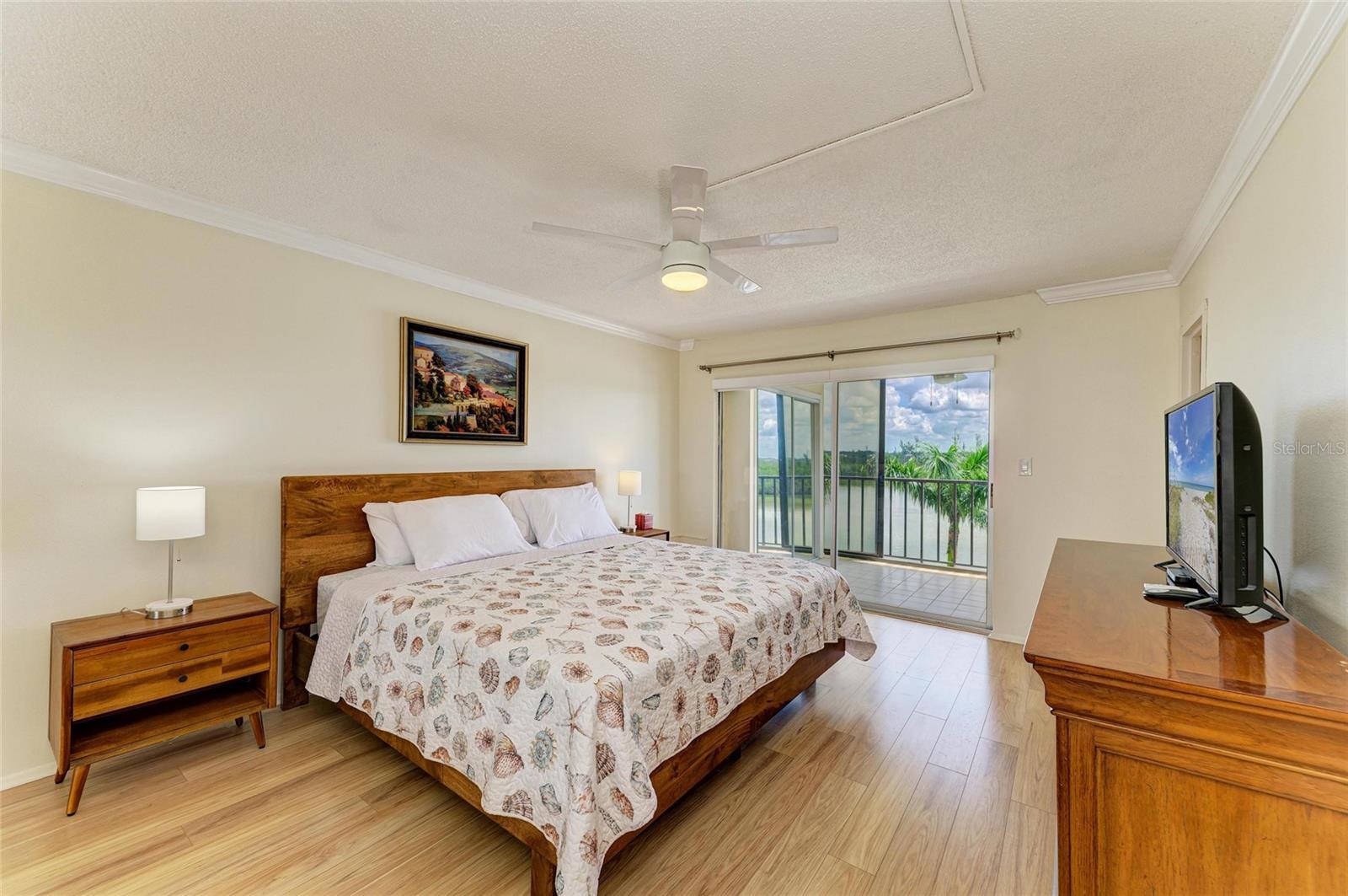 POINTE ON MIDNIGHT PASS - Residential Lease