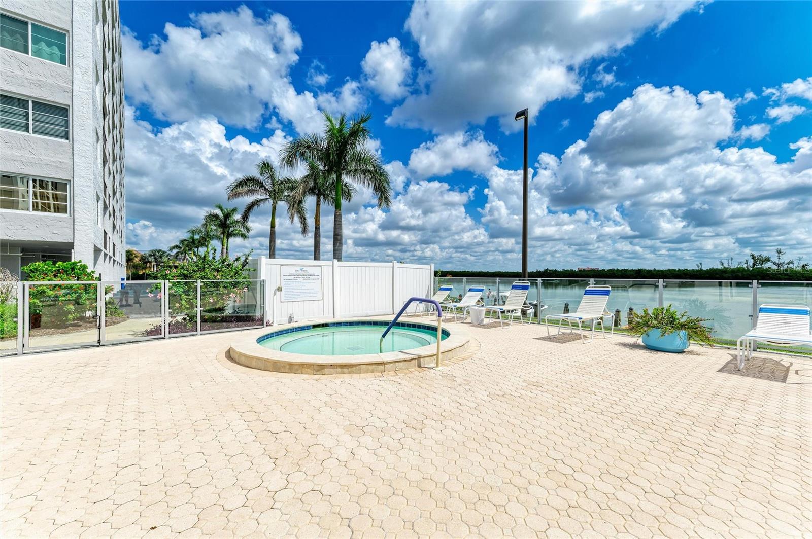 POINTE ON MIDNIGHT PASS - Residential Lease