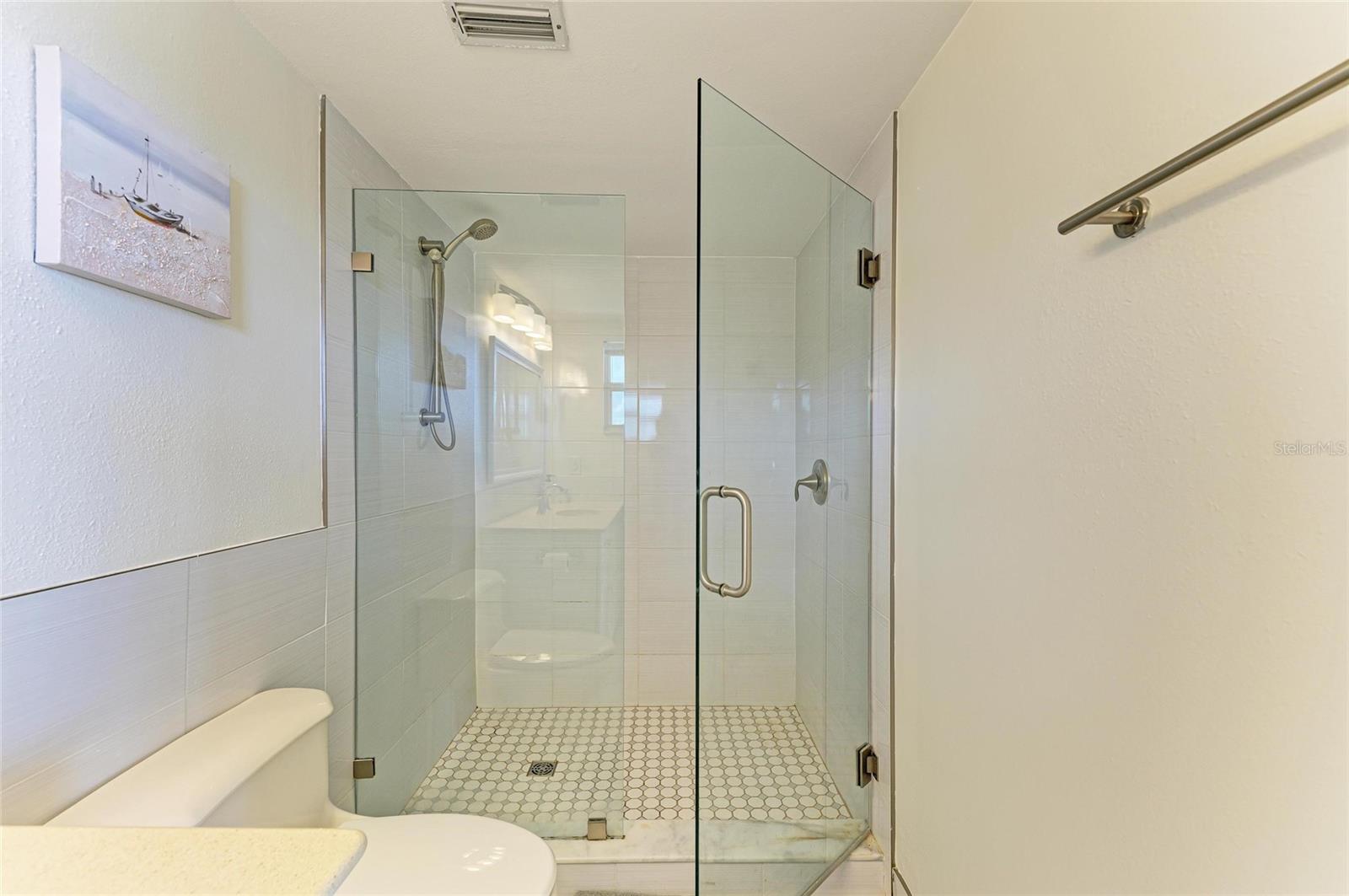 POINTE ON MIDNIGHT PASS - Residential Lease