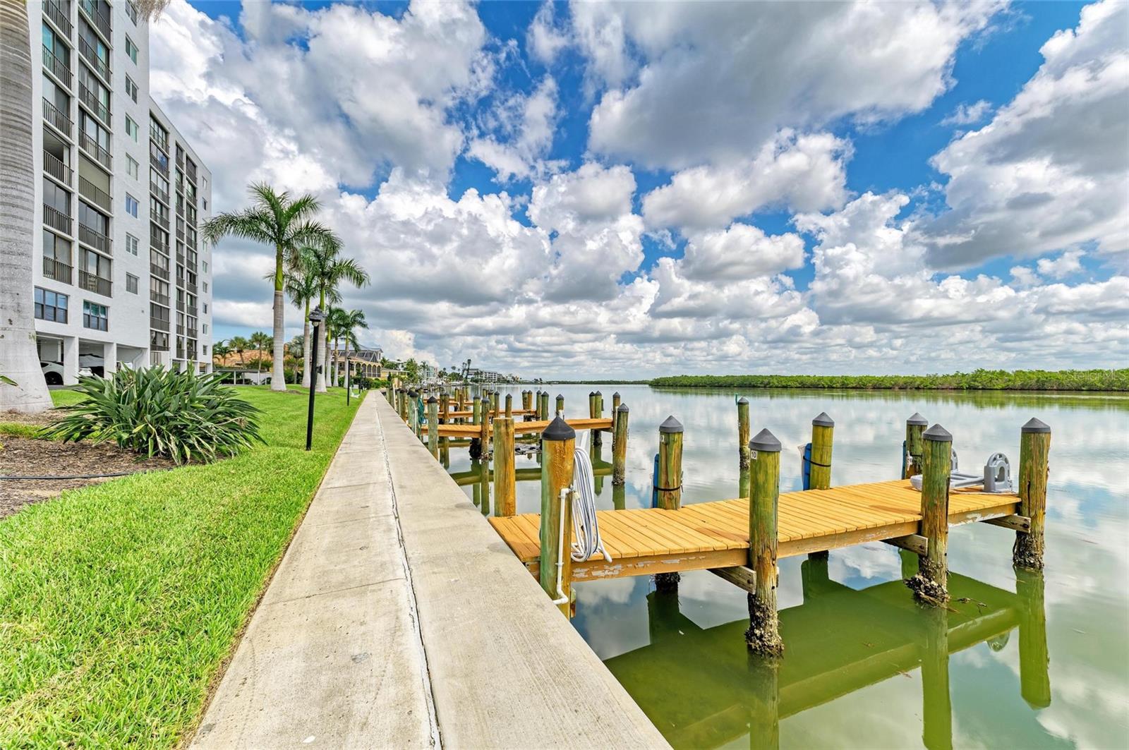 POINTE ON MIDNIGHT PASS - Residential Lease