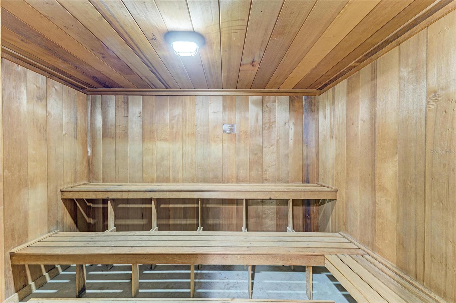 POINTE ON MIDNIGHT PASS - Residential Lease