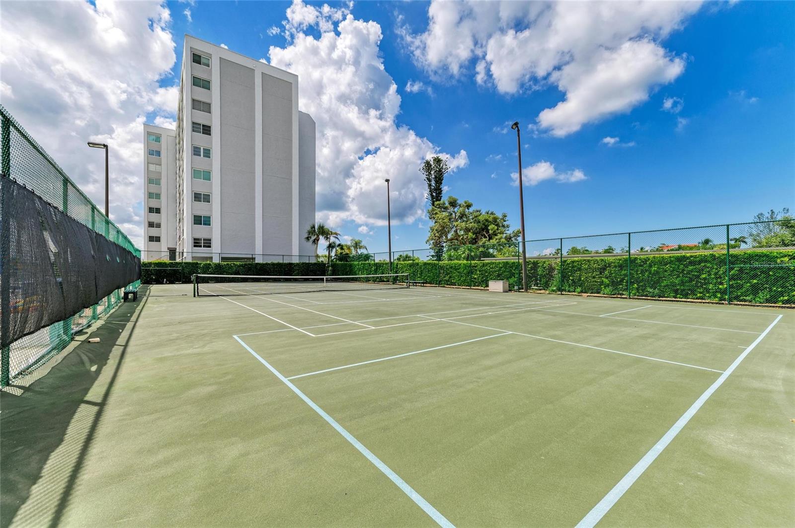 POINTE ON MIDNIGHT PASS - Residential Lease