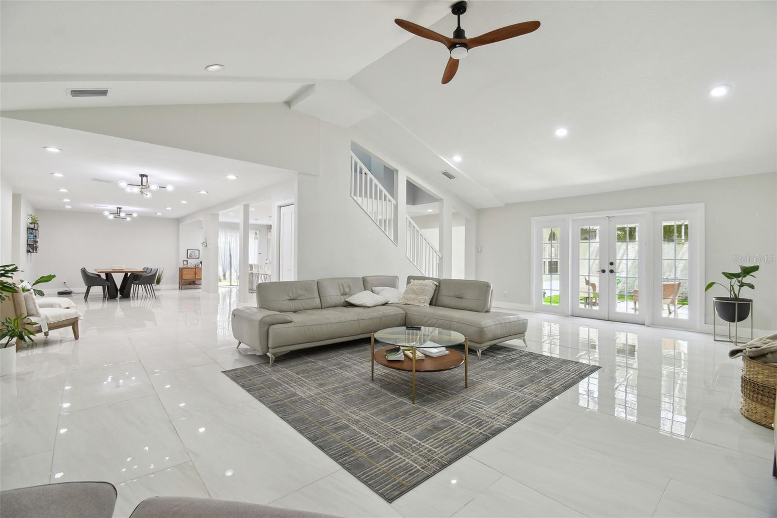 15722 GARDENSIDE LANE