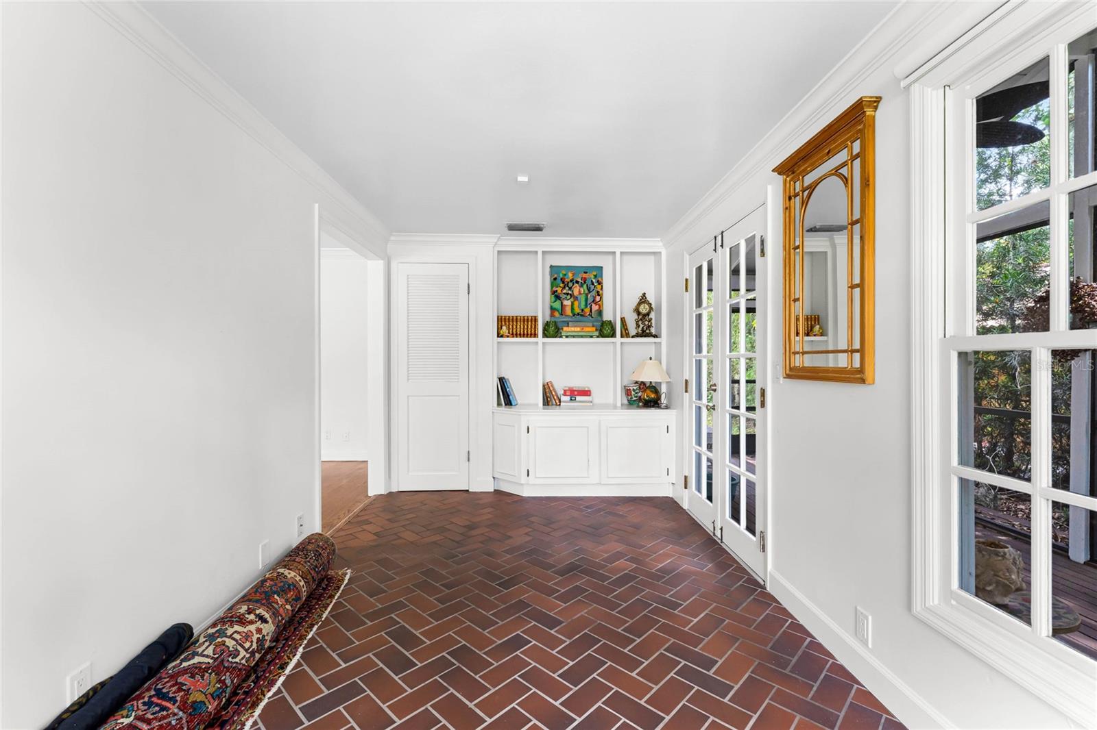 SYLVAN LAKE SHORES - Residential Lease