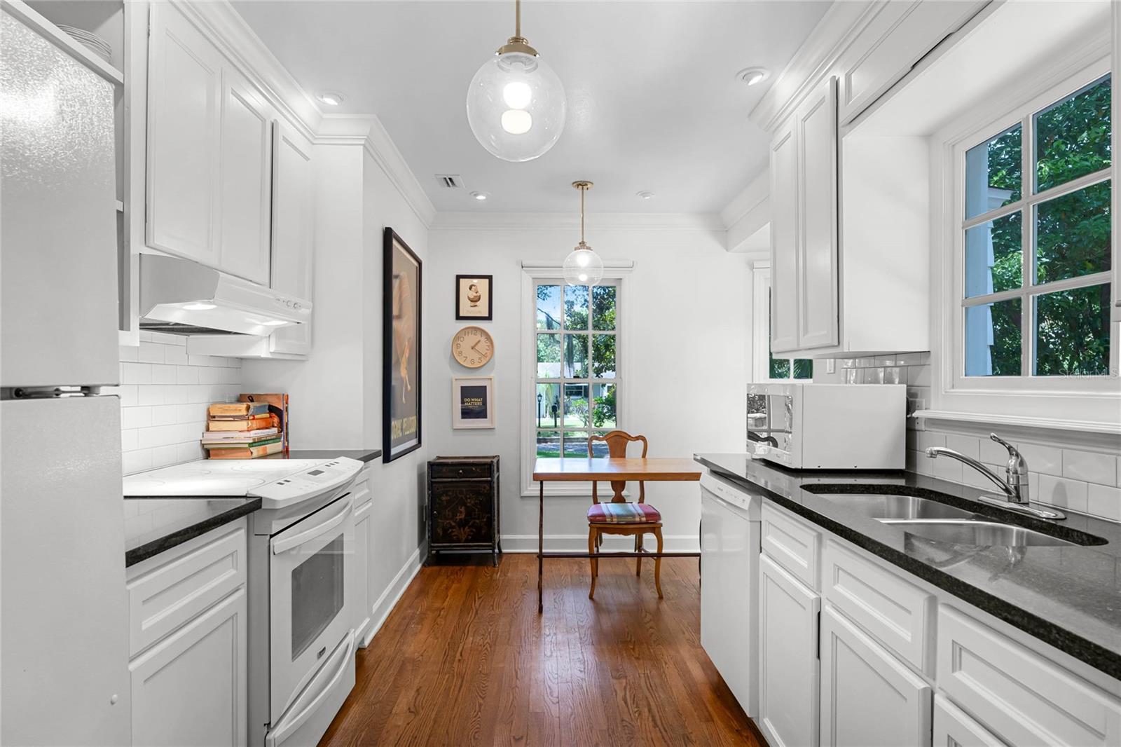 SYLVAN LAKE SHORES - Residential Lease