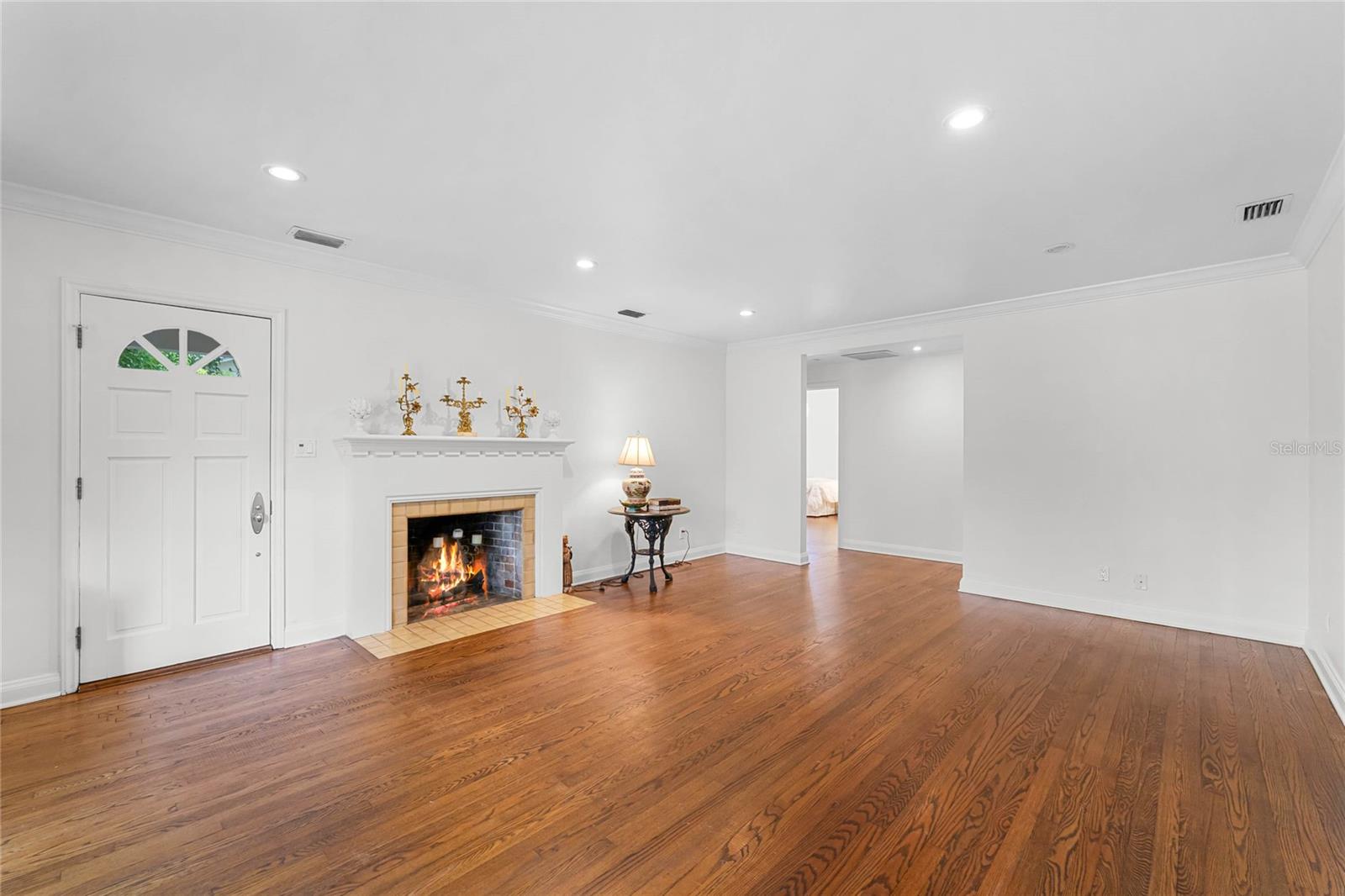 SYLVAN LAKE SHORES - Residential Lease