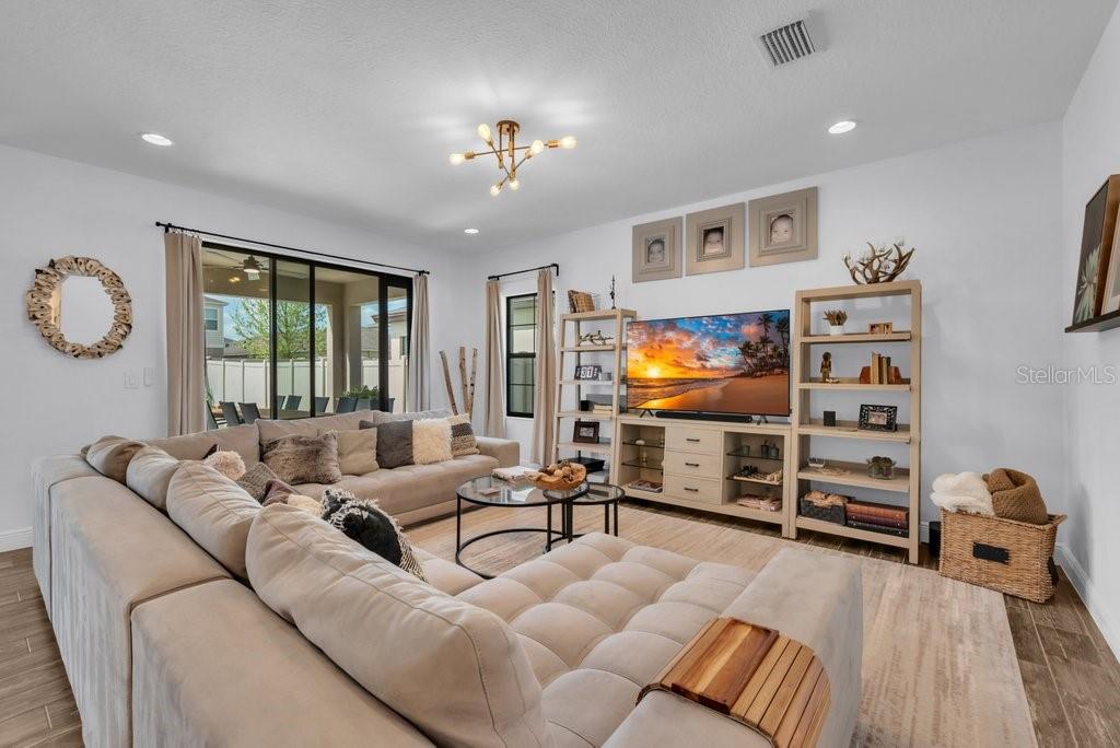 B AND D HAWKSTONE PHASE I - Residential