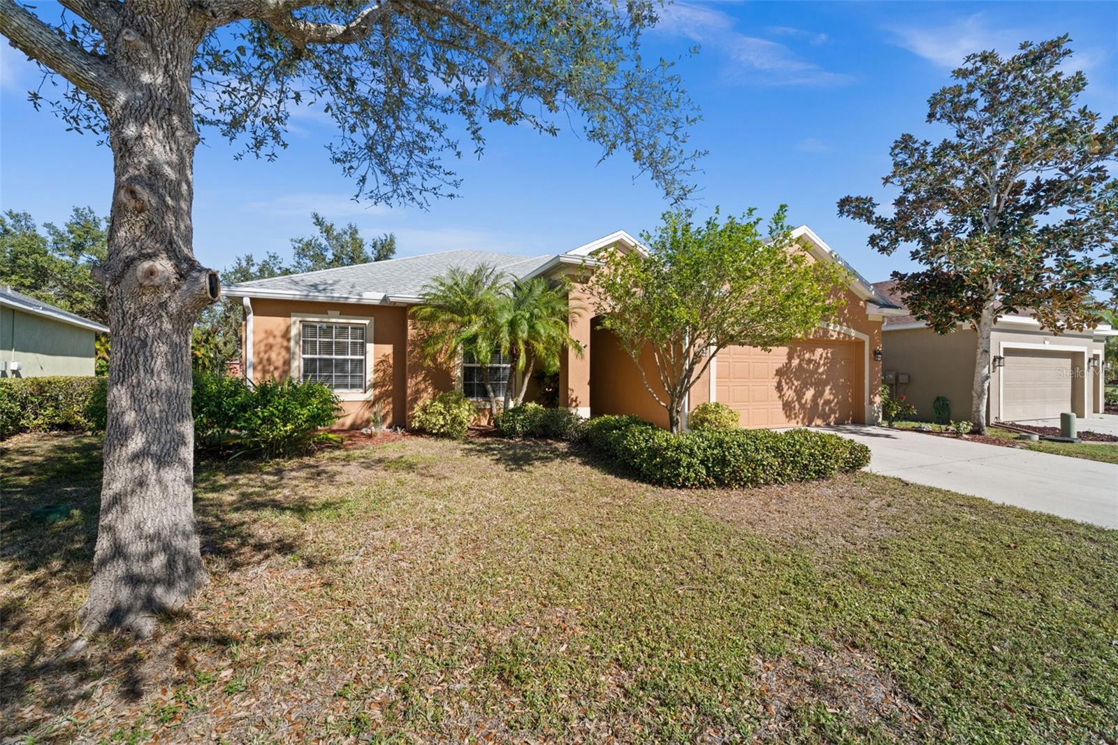 SUNCOAST LAKES - Residential