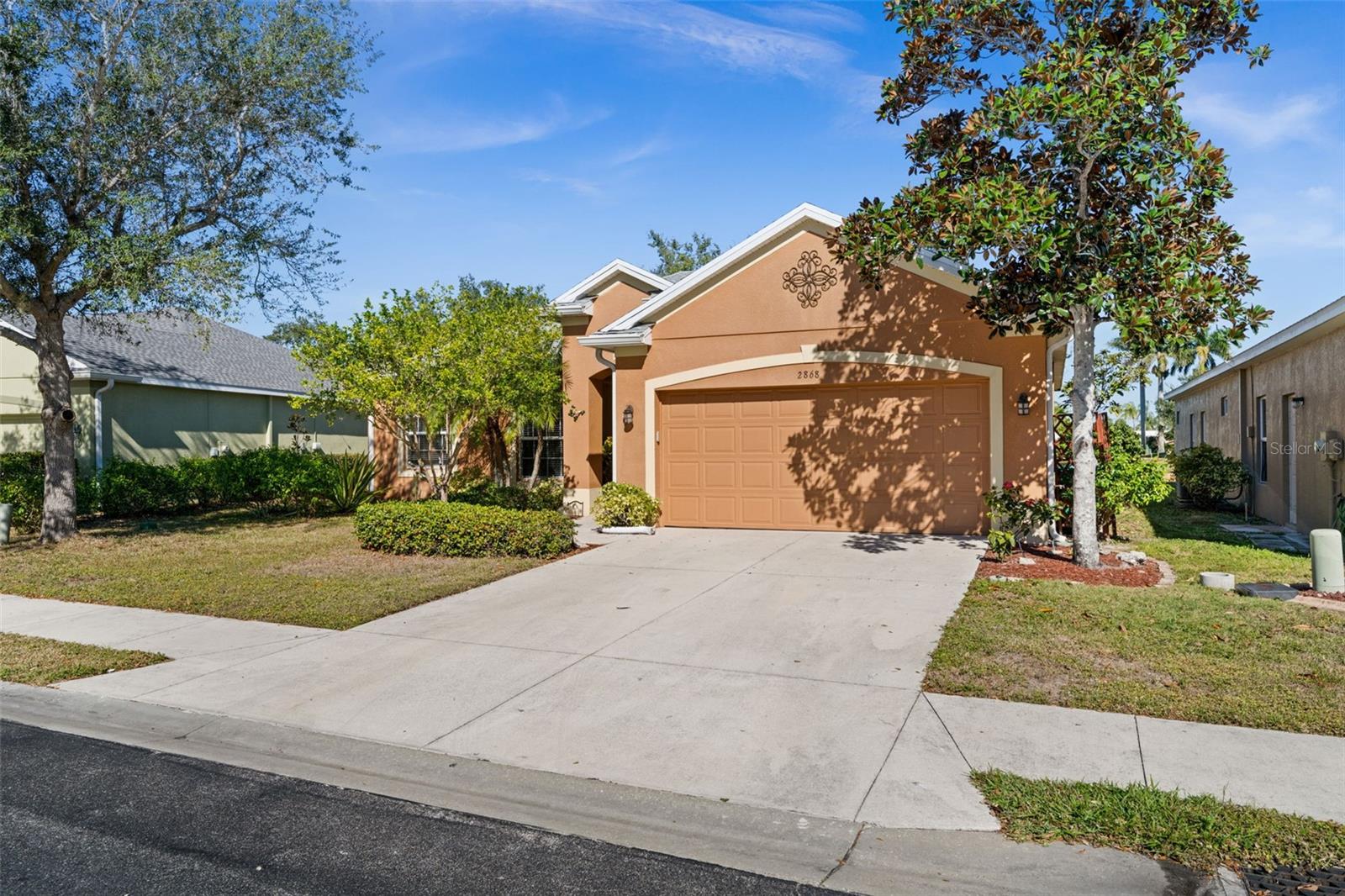 SUNCOAST LAKES - Residential