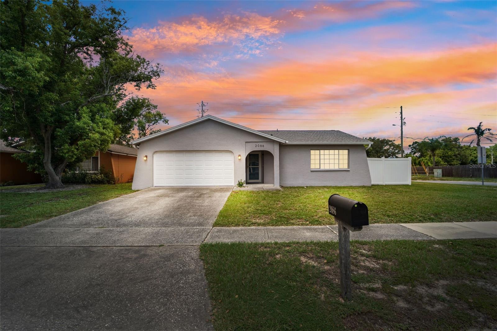 BEACON GROVES - Residential