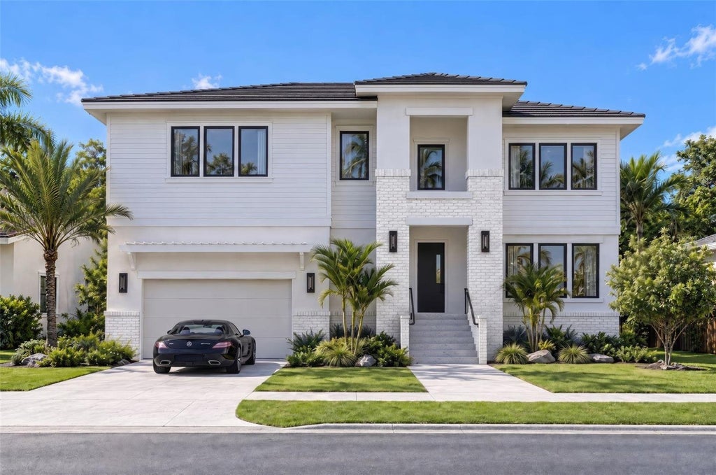 Photo of 1201 Cordova Boulevard NE, St Petersburg, FL 33704 (MLS # TB8561024)