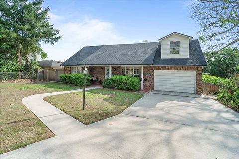 Photo of 3177 Dawley Avenue, Orlando, FL 32806 (MLS # O6394898)