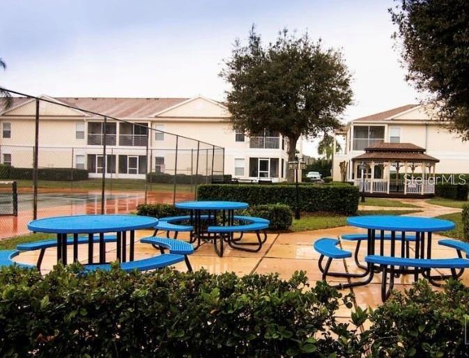 PALM VILLAS CONDO - Residential Lease