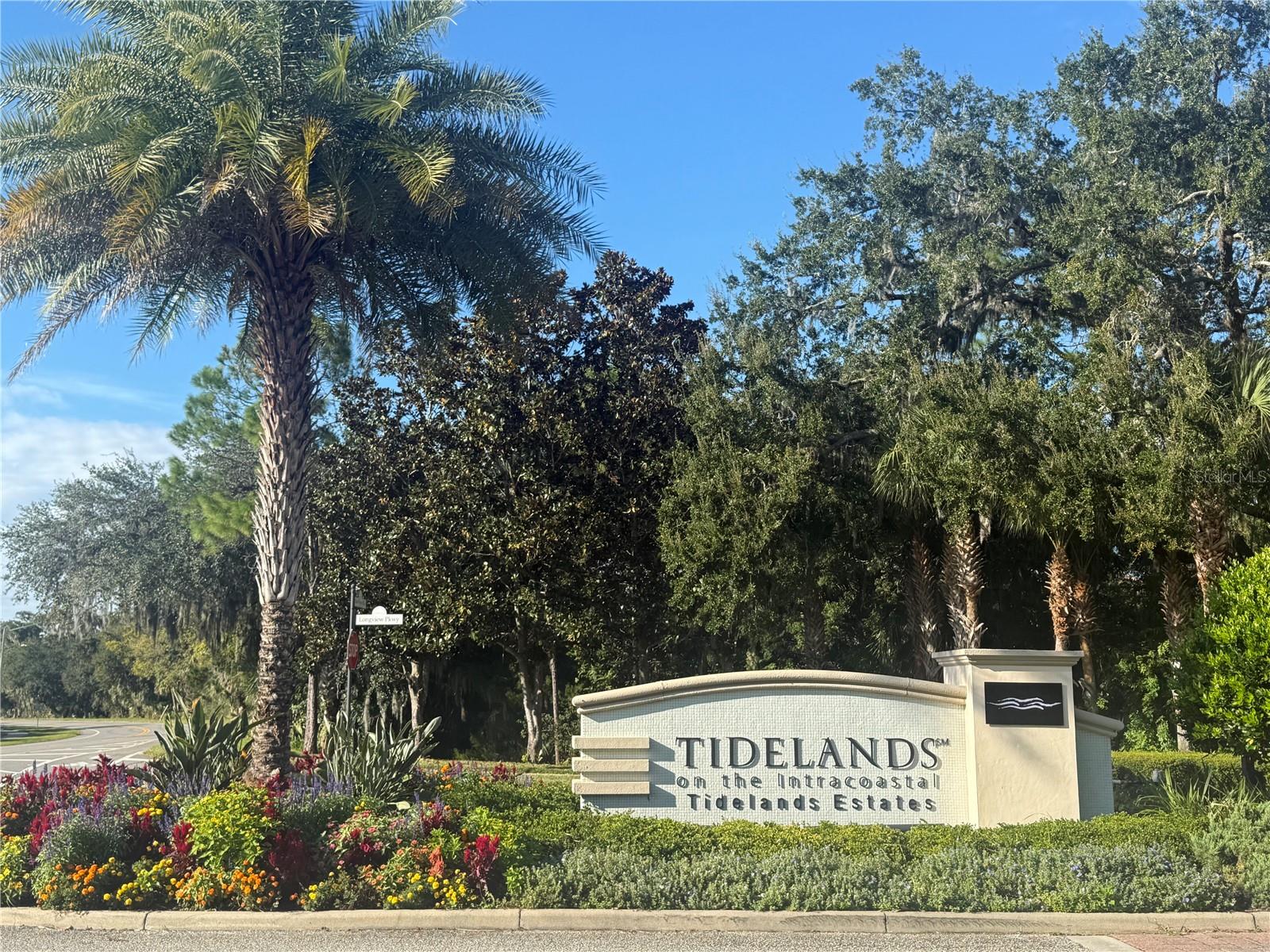 25 RIVERVIEW BEND N 122