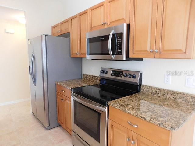 CASA DI AMICI - Residential Lease