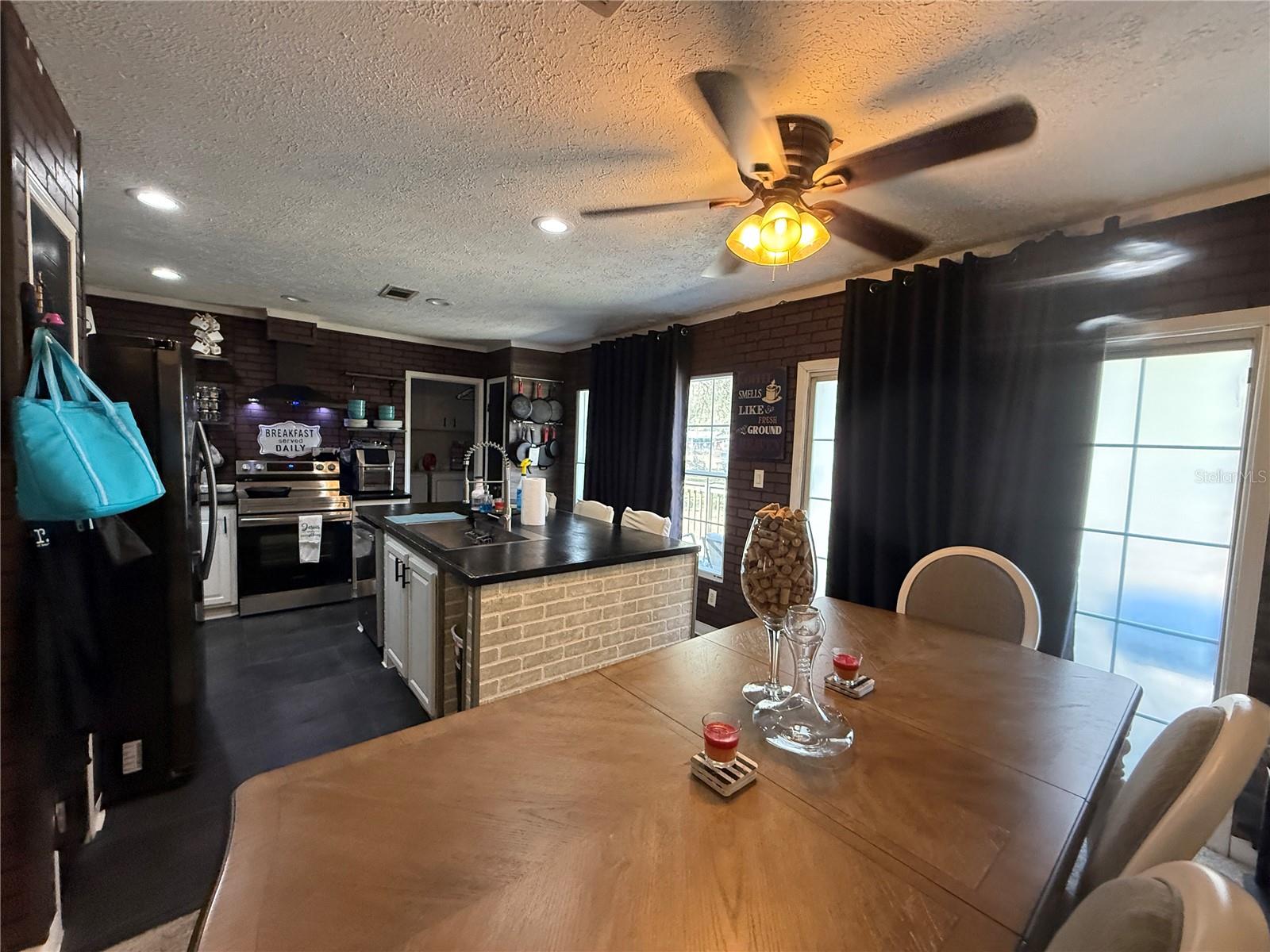 MEADOWS UNIT 3 - Residential