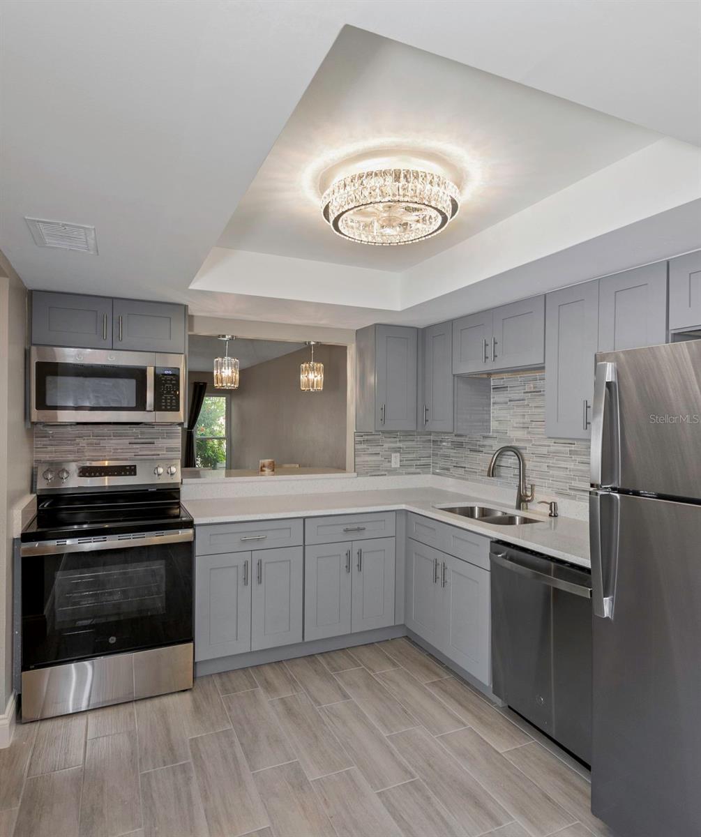 MOORINGS OF MAXIMO CONDO - Residential