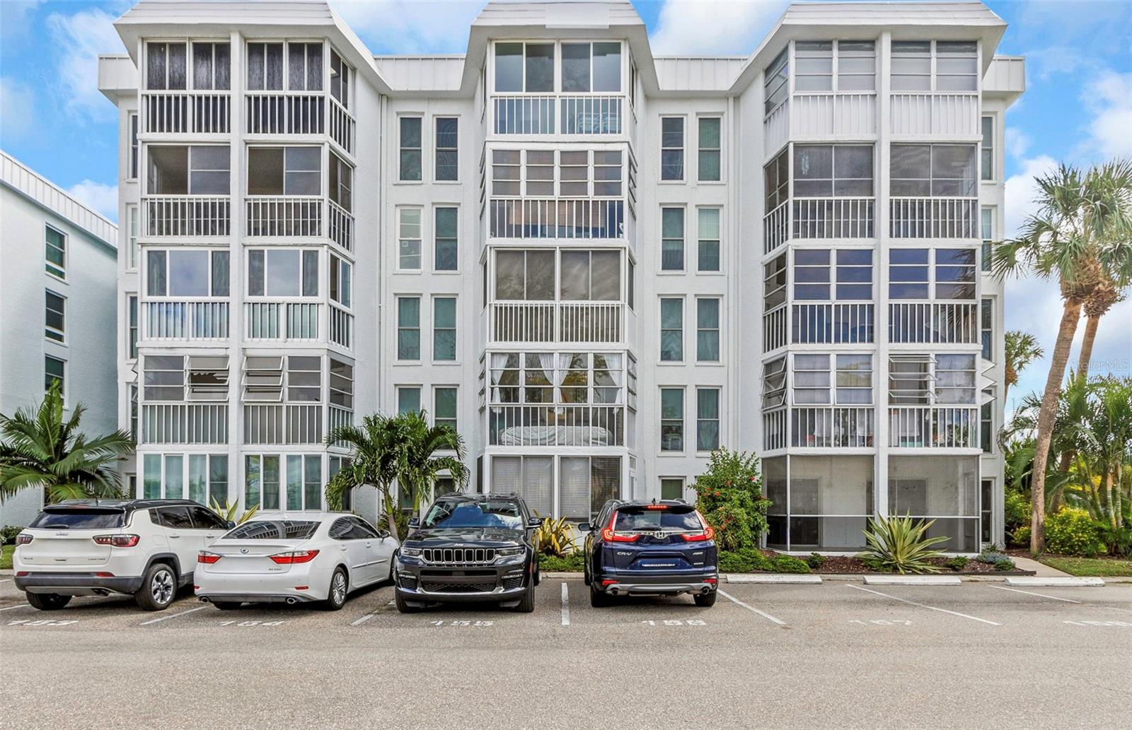 MOORINGS OF MAXIMO CONDO - Residential