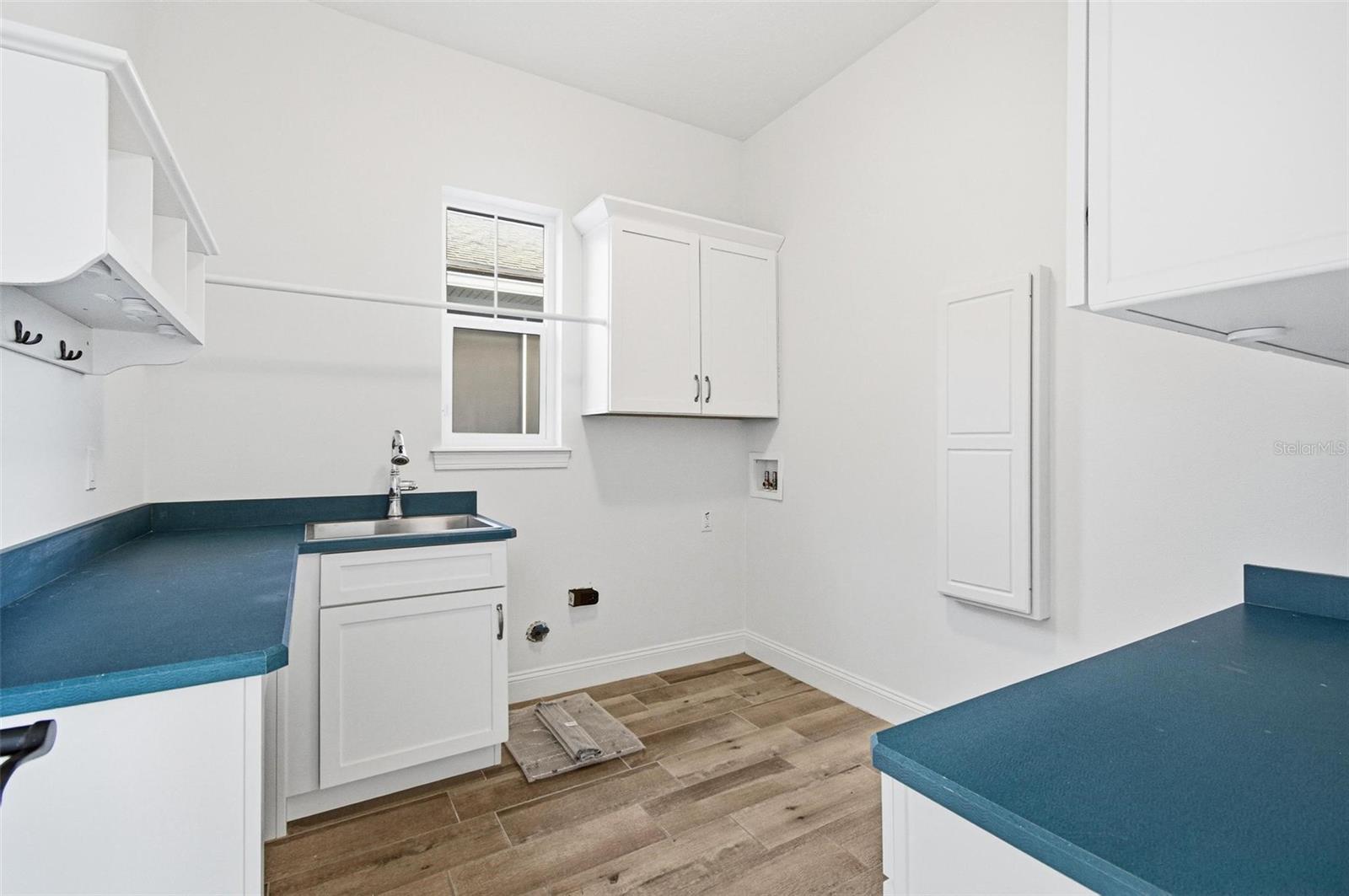 BEACH HAVEN UN 1 - Residential