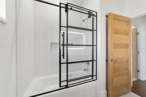 Tiny photo for 11407 N Magnolia Avenue, Ocala, FL 34475 (MLS # OM714298)