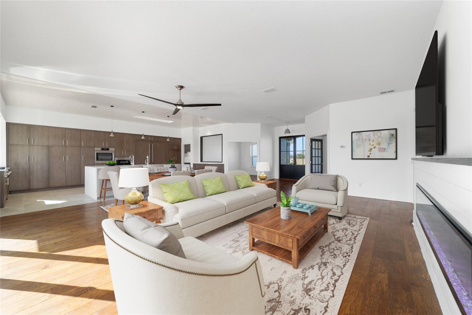 CARDINAL HILL COMPLEX - Residential