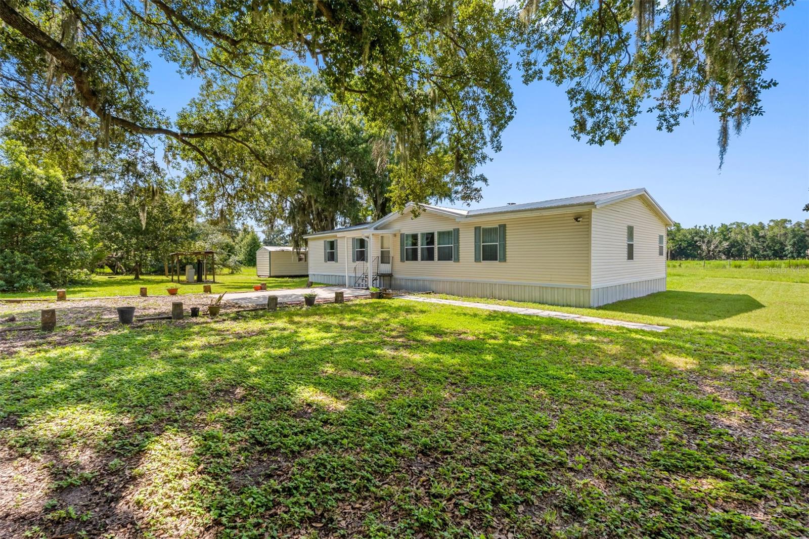 2806 LAWRENCE ROAD