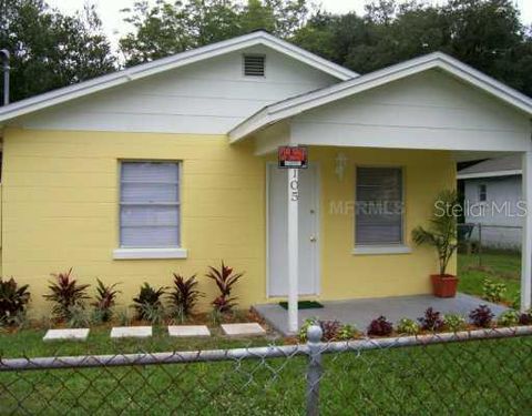 A home in AUBURNDALE