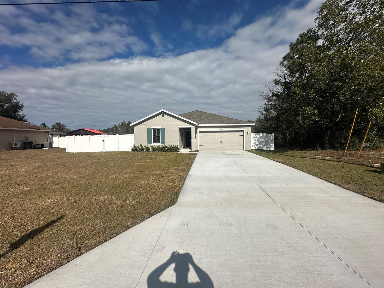 MARION OAKS UN 12 - Residential Lease